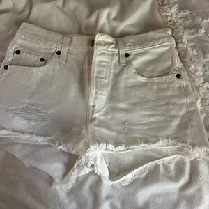 Levi’s 501 white shorts